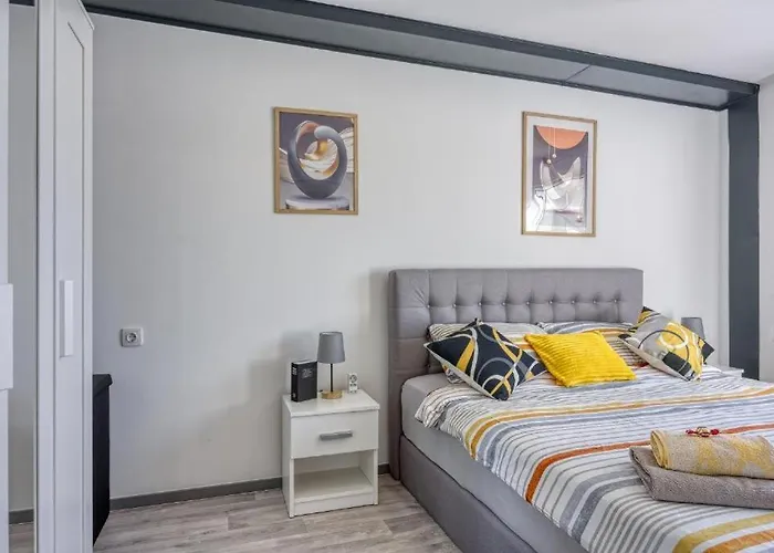 Leni Appartement Pula