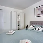 Apartman-bungalow Leni * بولا